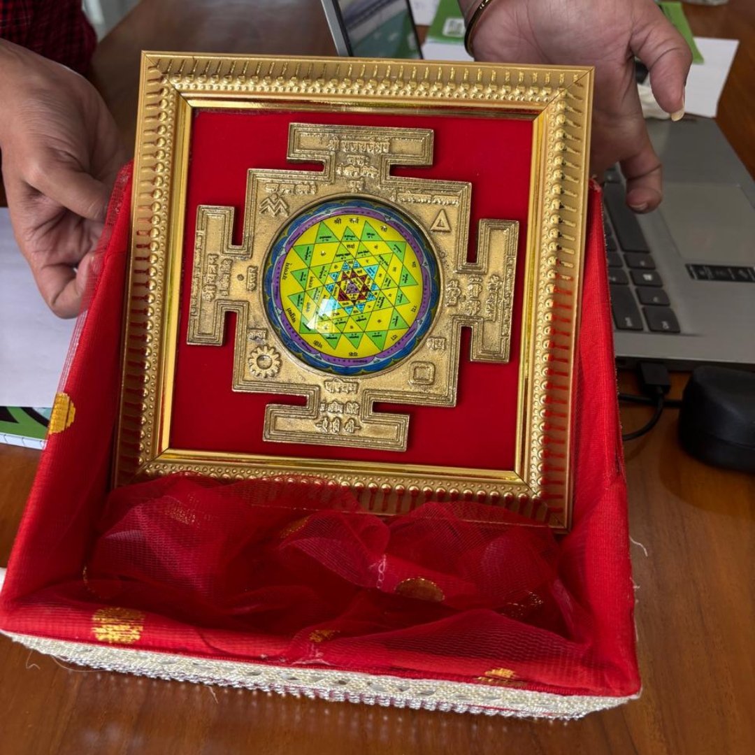 Divya Brass Shree Yantra: Energized Brass Shri Yantra for Home and Office - Image 7